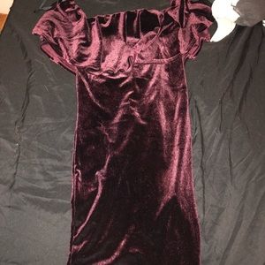 Off the shoulder bodycon dress